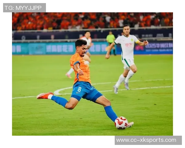 泰山队外援马德鲁加与泽卡共赏济南夜景尽显美丽风光