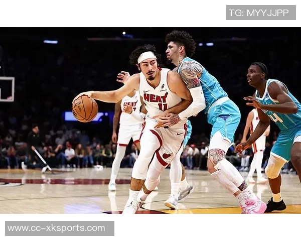 哈克斯表现出色14投7中贡献17分4篮板3助攻1盖帽助球队取得胜利